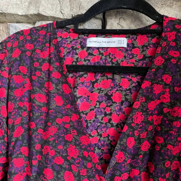 Faithfull the brand Sumaia floral wrap dress - Picture 2 of 5